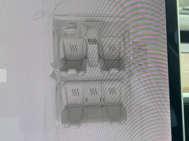 Used 2020 Tesla Model Y Long Range image 21