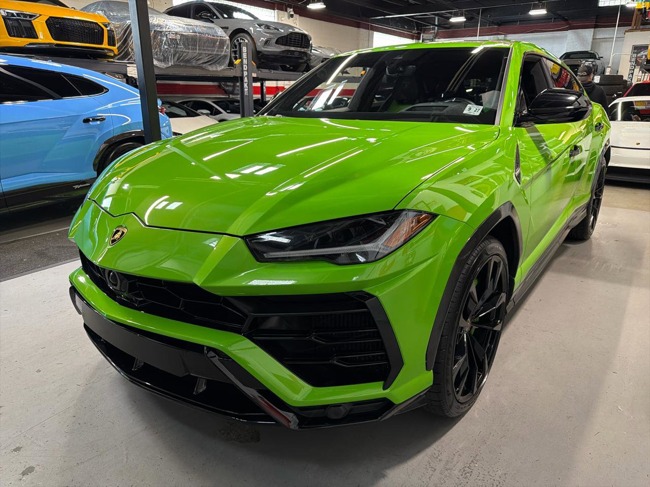 Used 2022 Lamborghini Urus AWD/4WD image 11