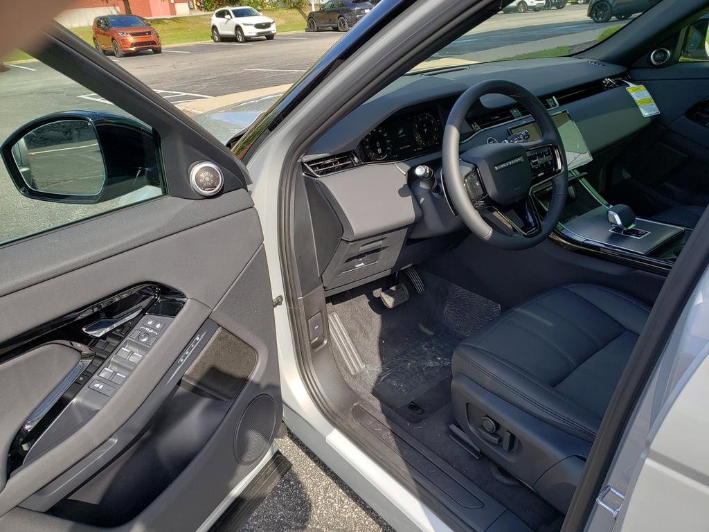 New 2026 Land Rover Range Rover Evoque S image 9