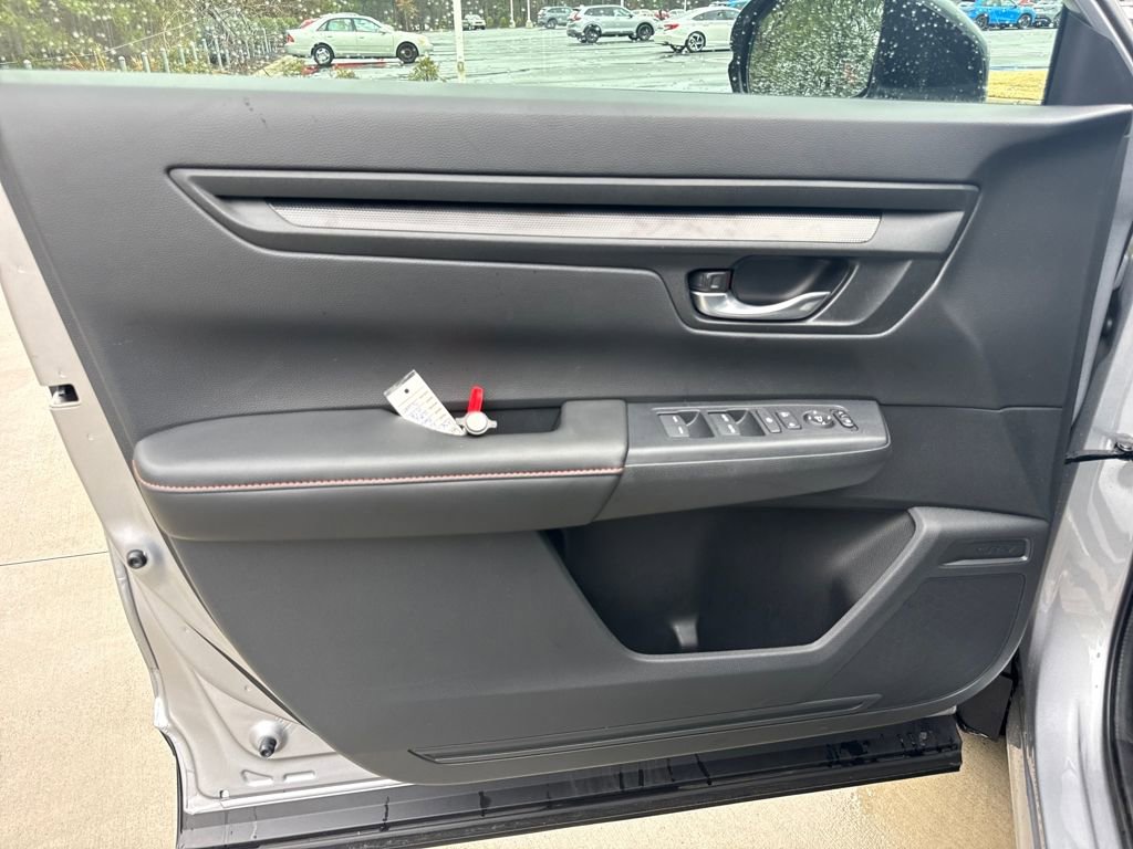 Used 2025 Honda CR-V Sport image 23