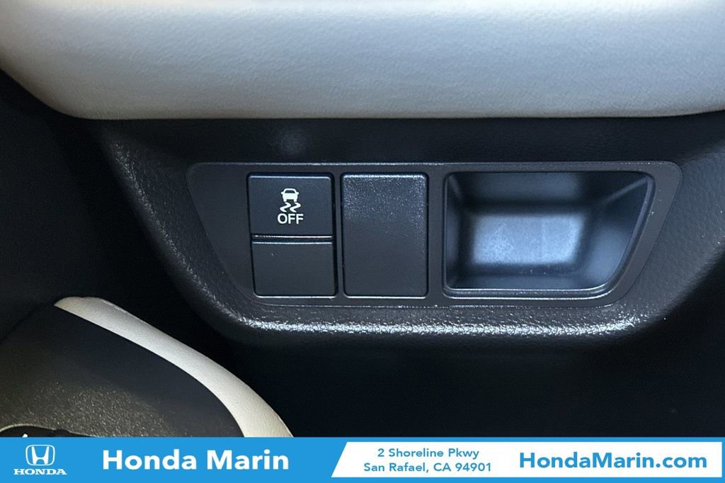 Certified 2025 Honda HR-V LX image 33