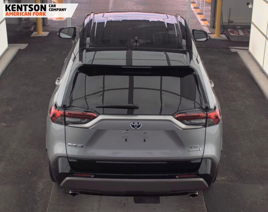 Used 2024 Toyota RAV4 XSE image 7