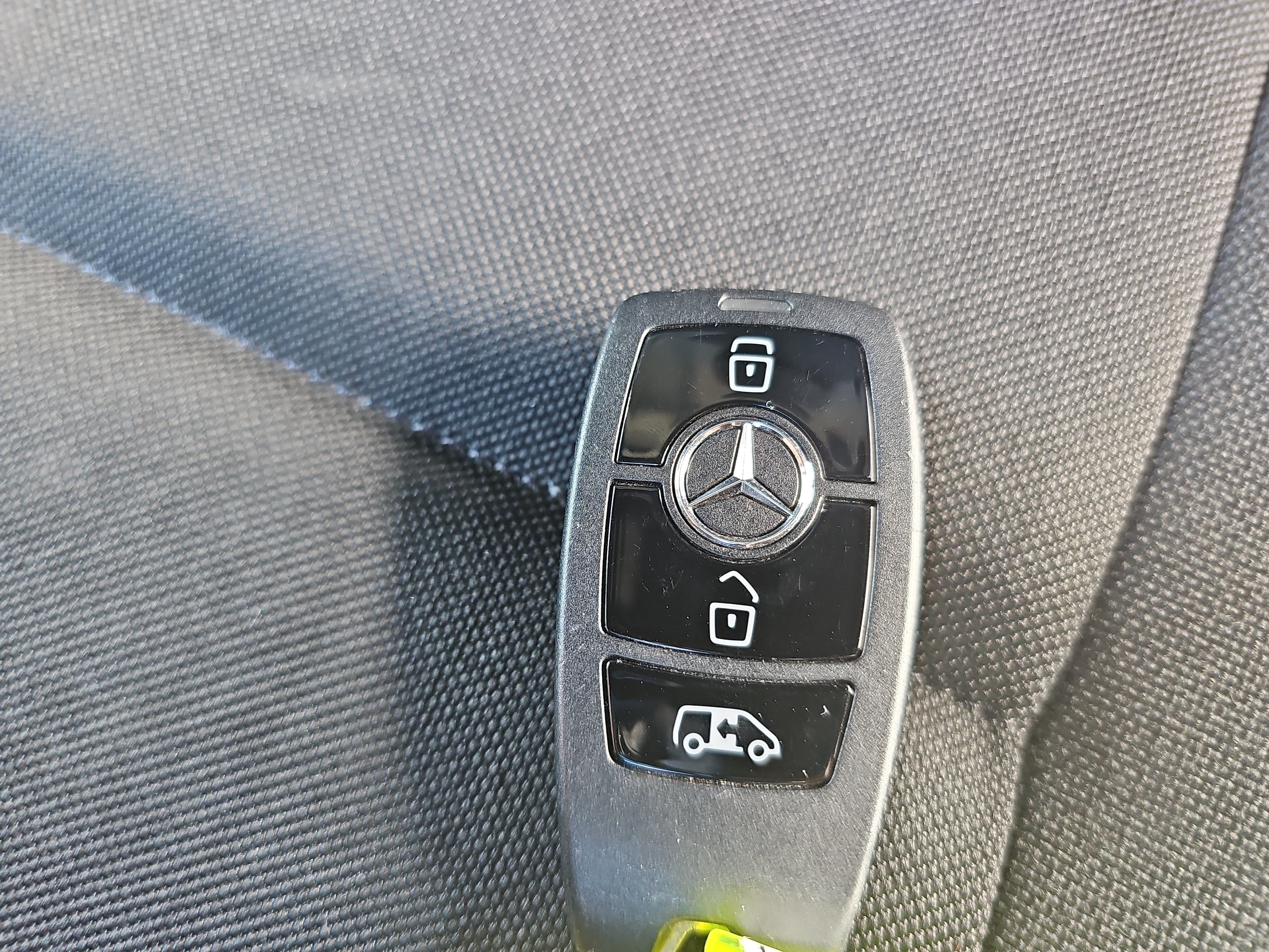 Used 2025 Mercedes-Benz Sprinter 2500 image 33