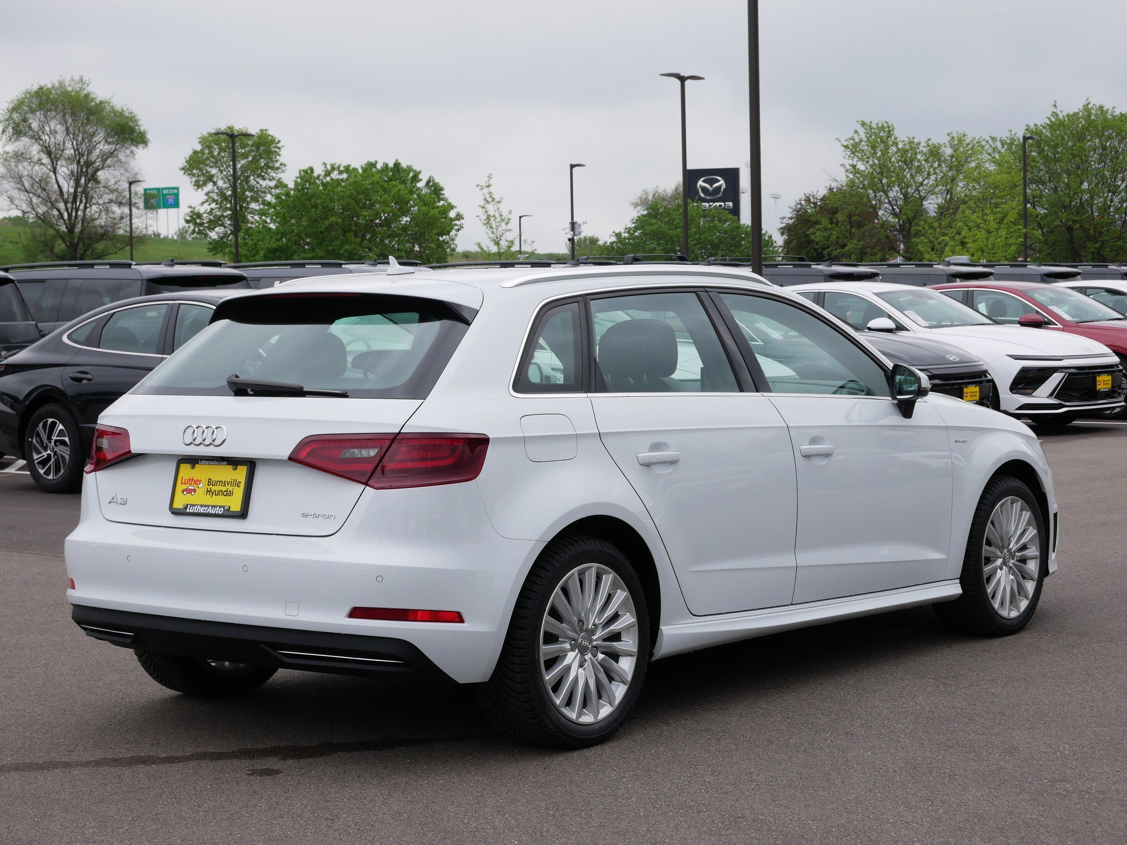 Used 2016 Audi A3 e-tron Premium Plus w/ Premium Plus Package FWD image 7