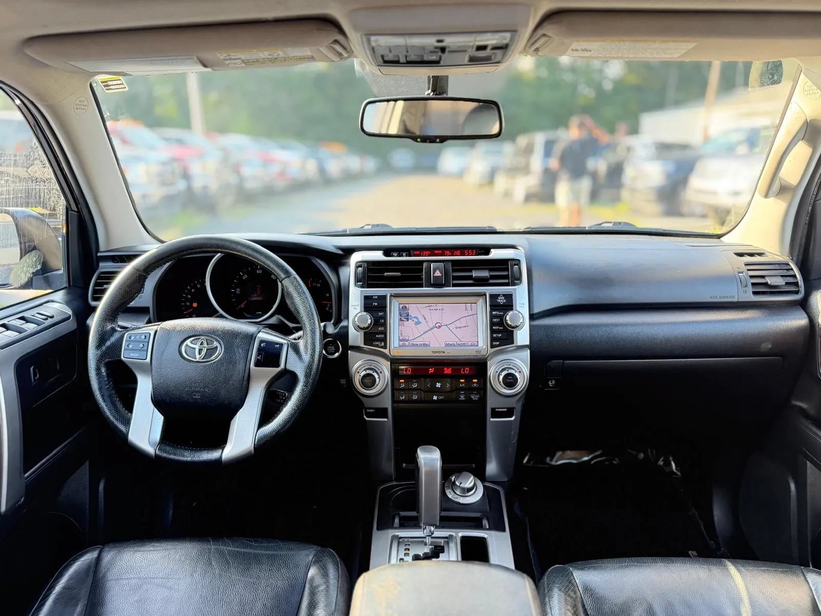 Used 2011 Toyota 4Runner Limited AWD/4WD image 17