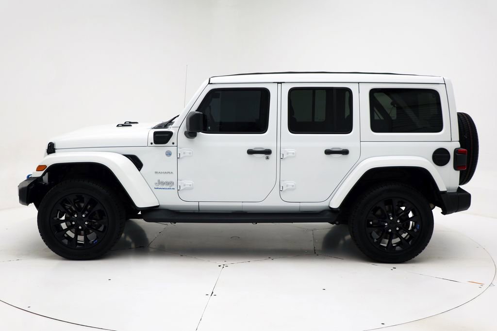 Used 2023 Jeep Wrangler Unlimited Sahara w/ Cold Weather Group AWD/4WD image 5