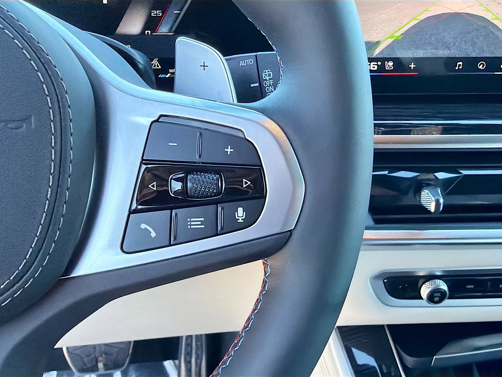 New 2026 BMW X5 M60i image 38