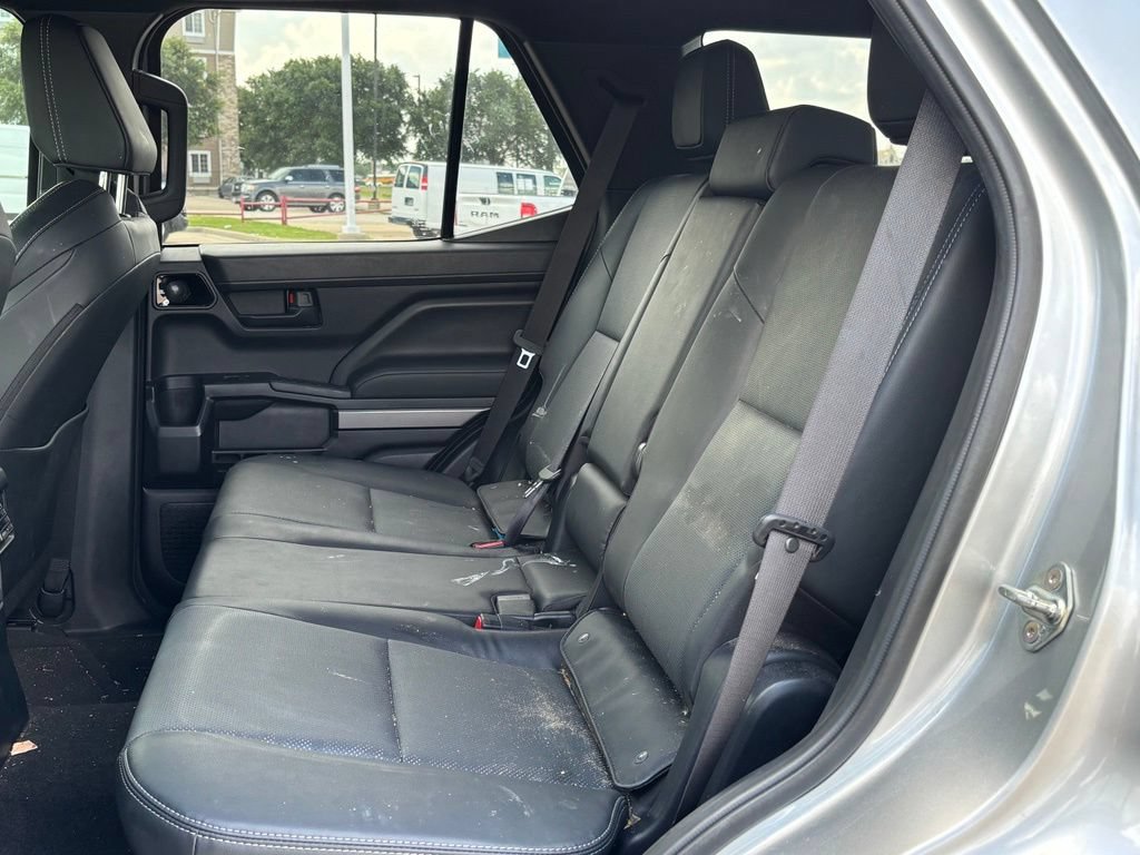 Used 2025 Toyota 4Runner TRD Off-Road Premium AWD/4WD image 8