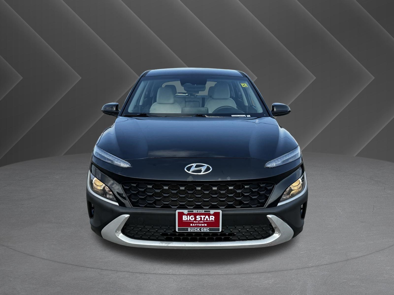 Used 2023 Hyundai Kona SE AWD/4WD image 3