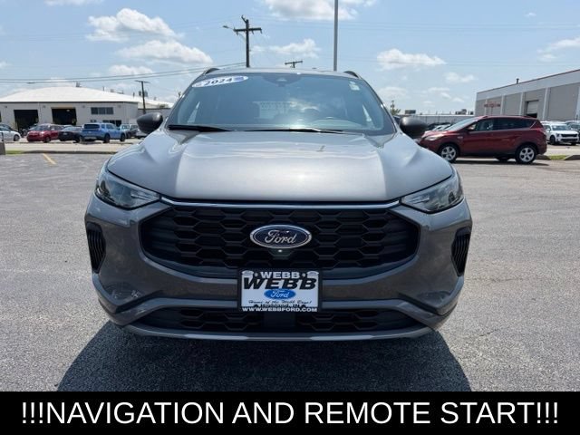 Used 2023 Ford Escape ST-Line w/ Tech Pack #1 FWD image 3