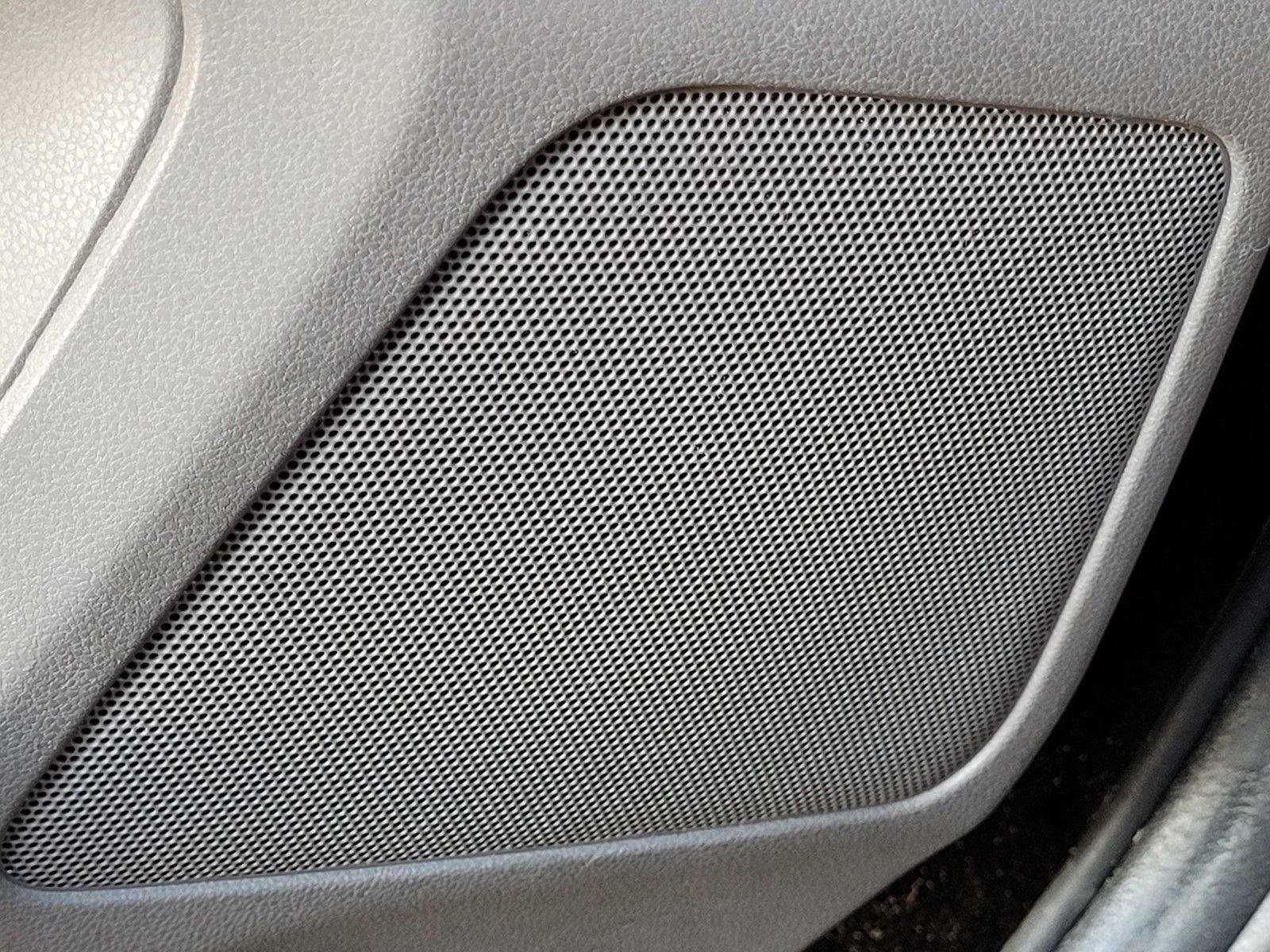 Used 2015 Honda Odyssey Touring Elite image 25