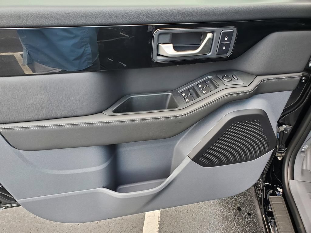 New 2025 INEOS Grenadier Quartermaster AWD/4WD image 10