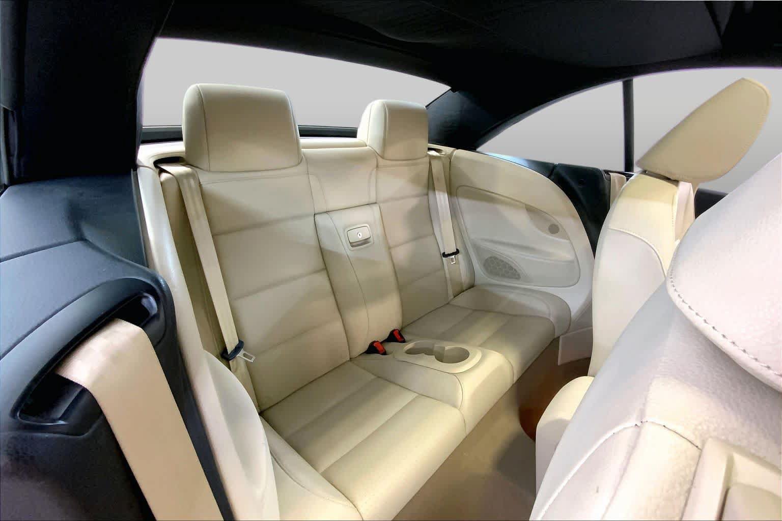Used 2016 Volkswagen Eos Komfort FWD image 20