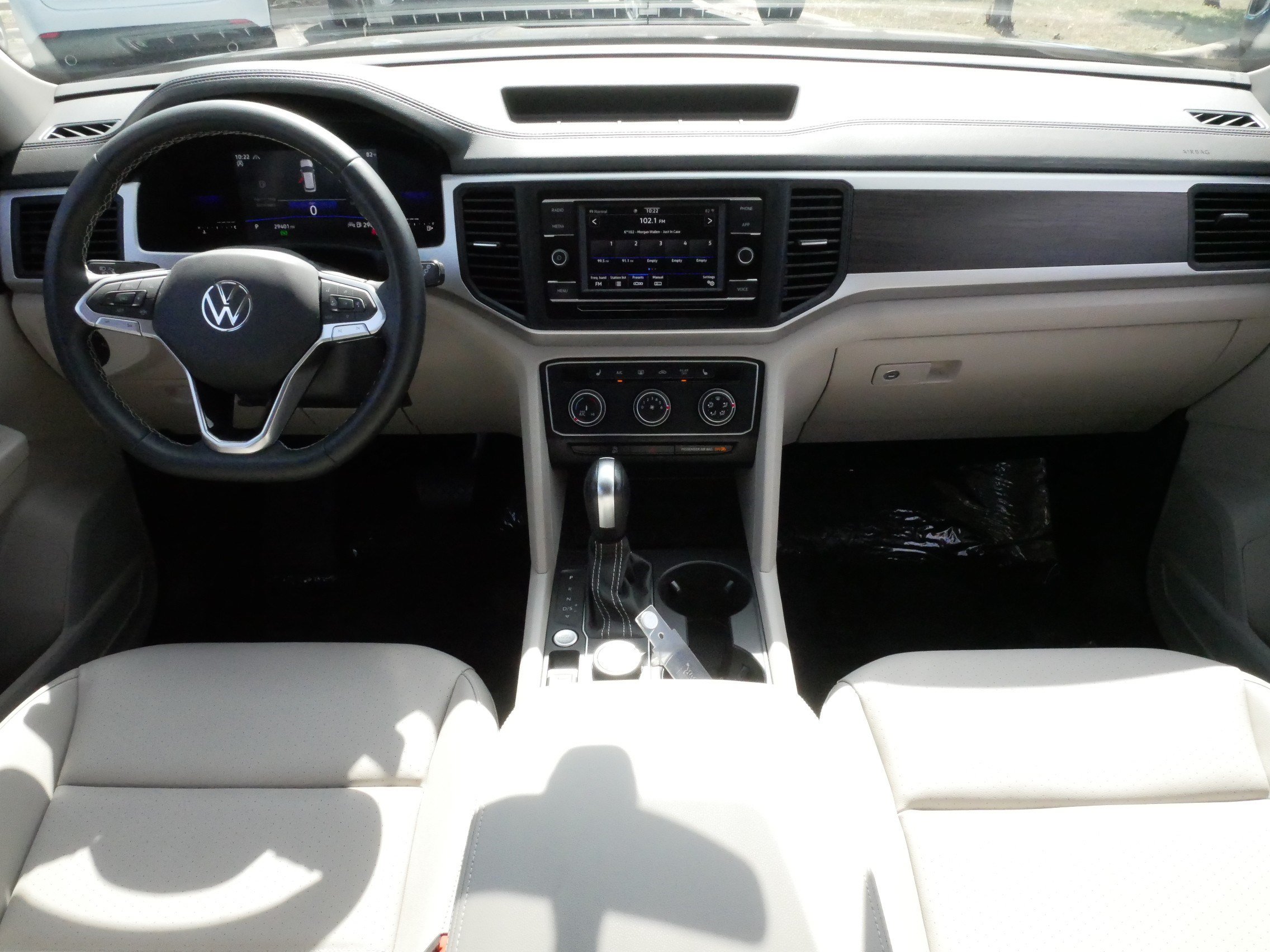 Certified 2023 Volkswagen Atlas SE AWD/4WD image 10