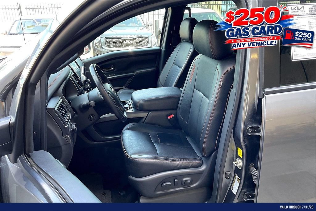 Used 2021 Nissan Titan PRO-4X w/ Pro-4x Convenience Package AWD/4WD image 25