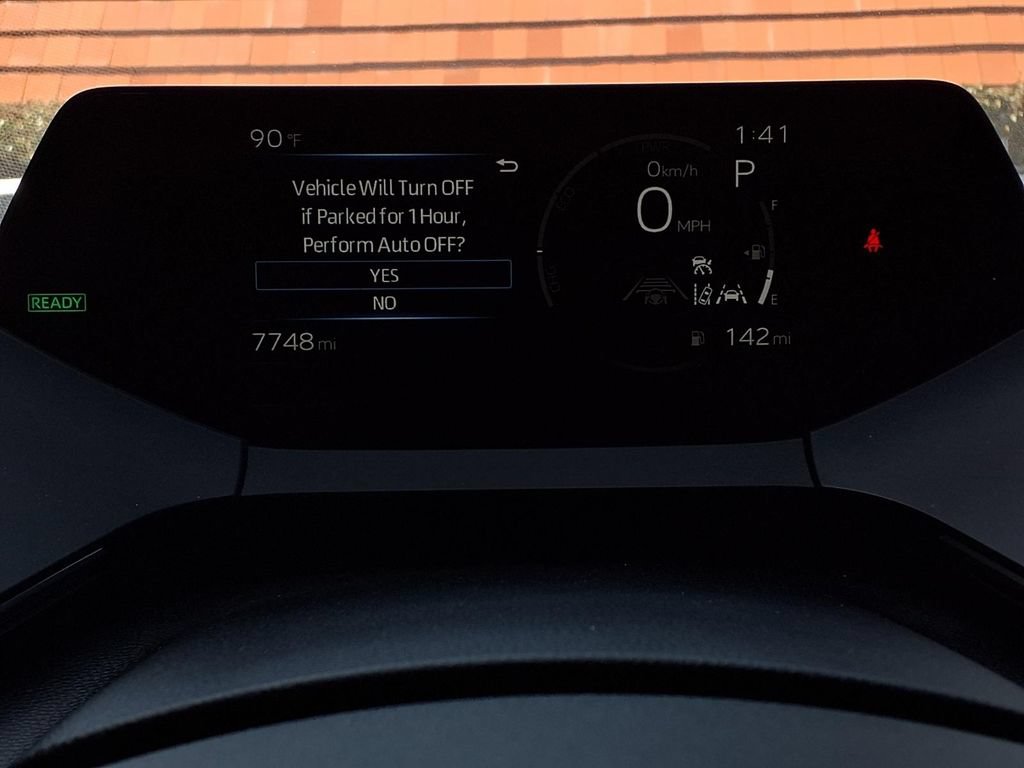 Certified 2026 Toyota Prius XLE FWD image 17