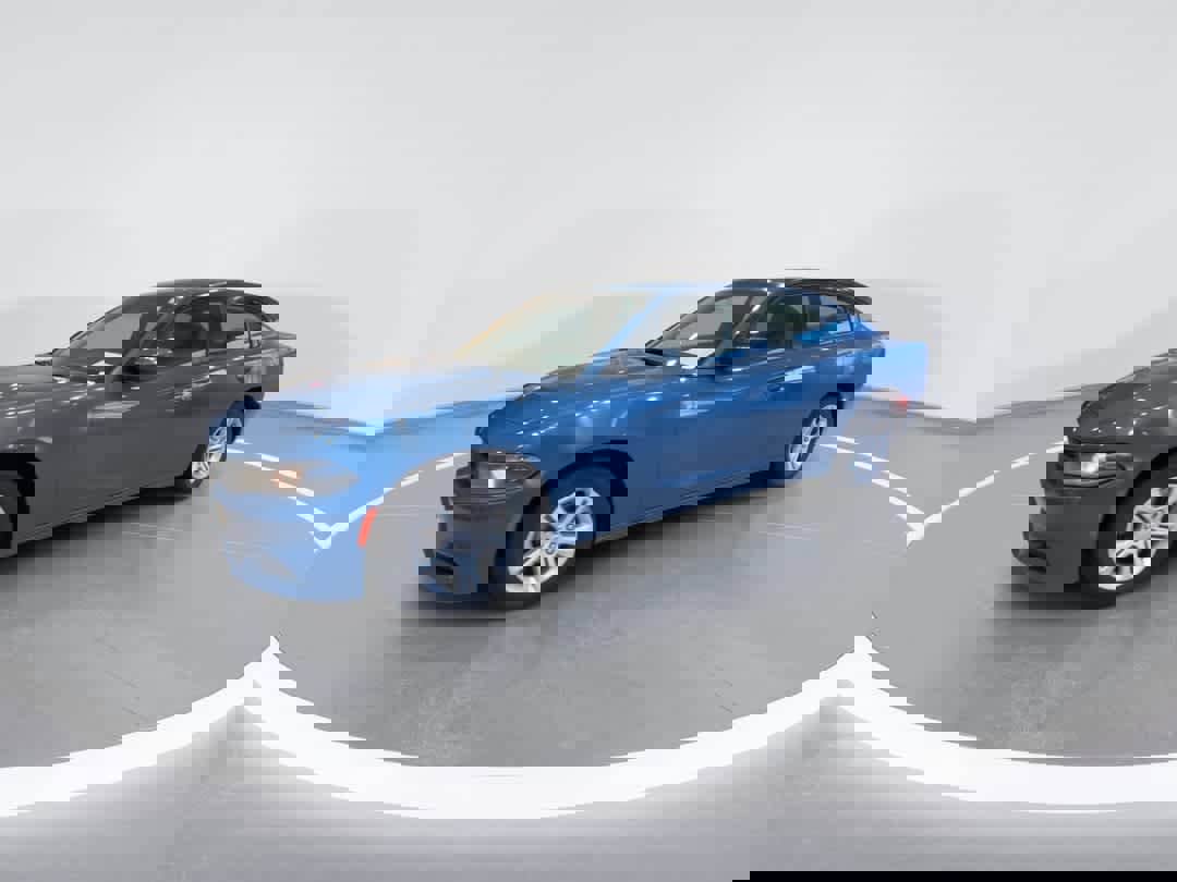 Used 2022 Dodge Charger SXT w/ Leather Interior Group image 4