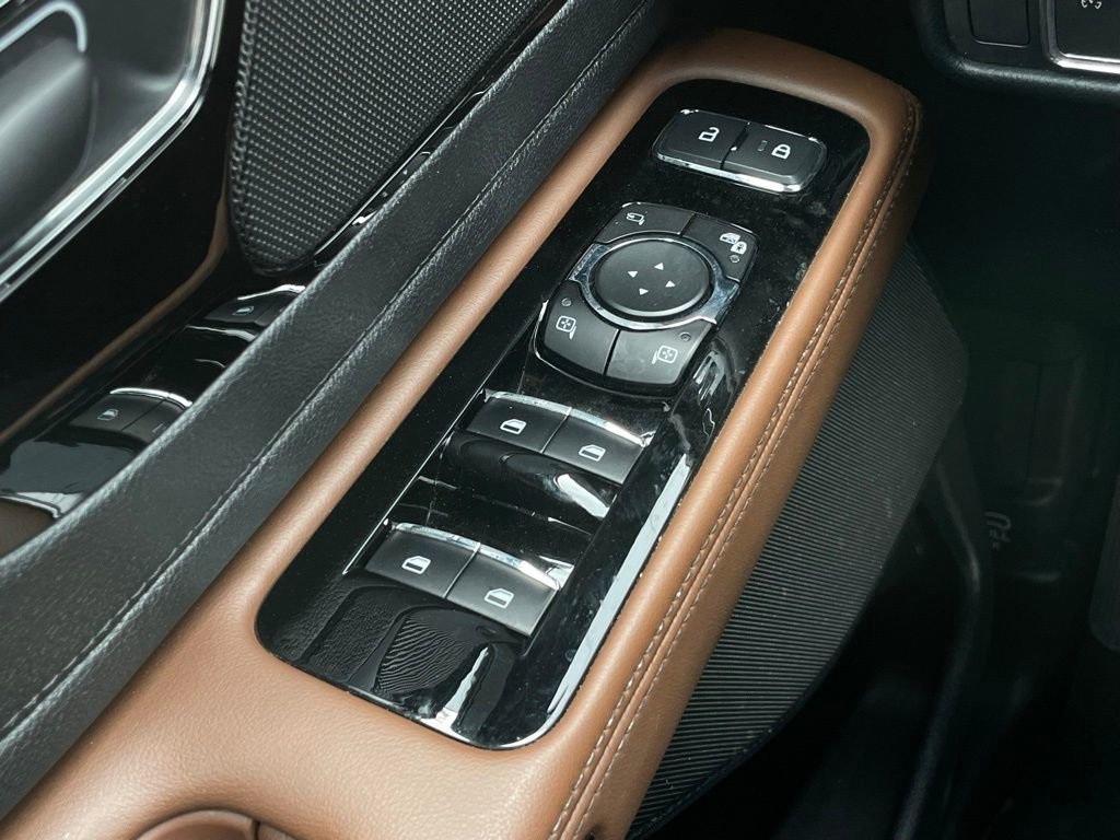 Used 2023 Lincoln Aviator Reserve image 12