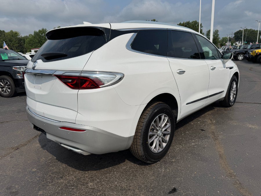 Used 2022 Buick Enclave Essence FWD image 5