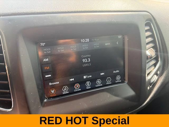 Used 2020 Jeep Compass Latitude w/ Cold Weather Group AWD/4WD image 21