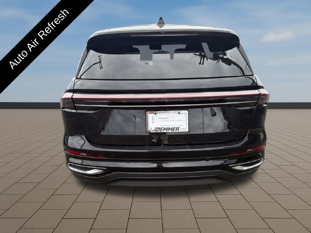 Certified 2024 Lincoln Nautilus Premier w/ Equipment Group 102A AWD/4WD image 5