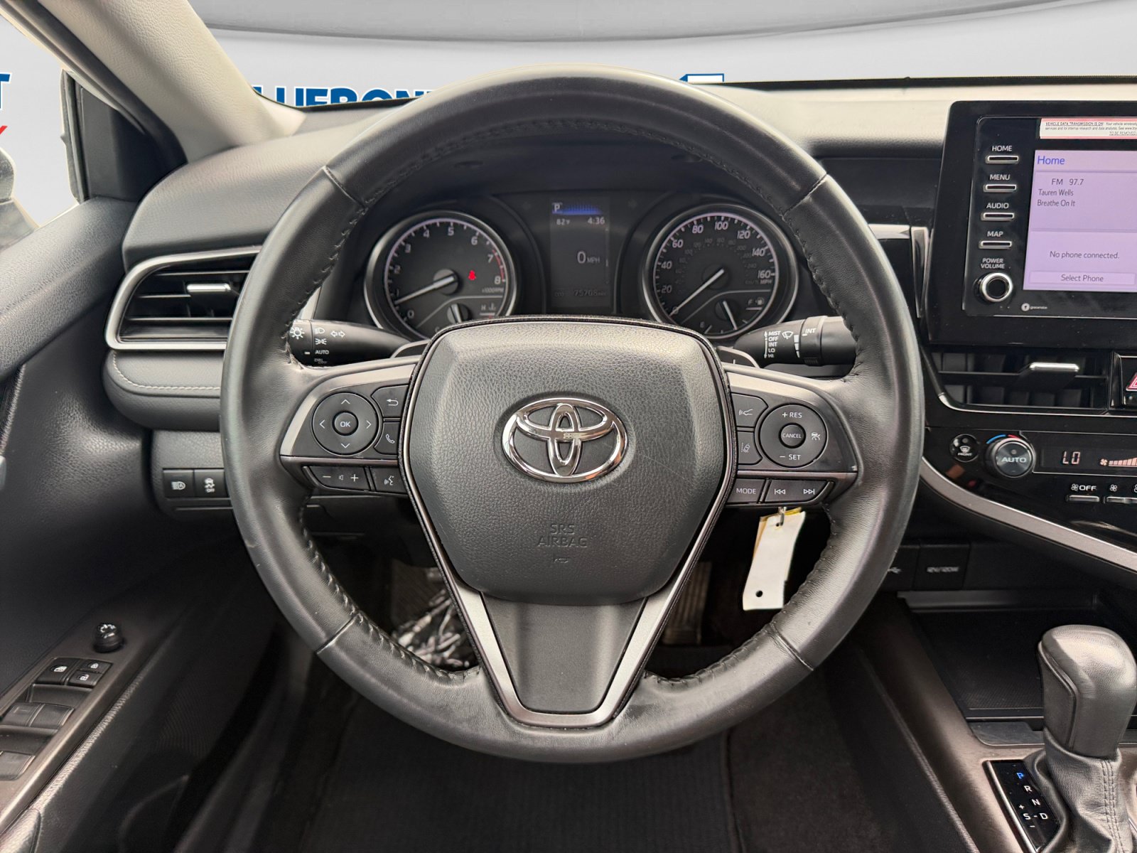 Used 2024 Toyota Camry SE FWD image 13