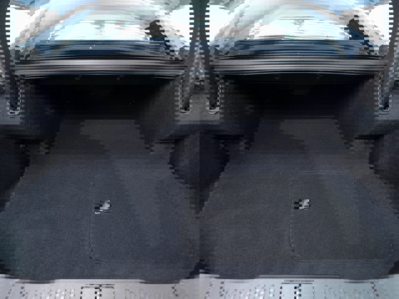 Used 2025 Karma Revero Luxury image 62