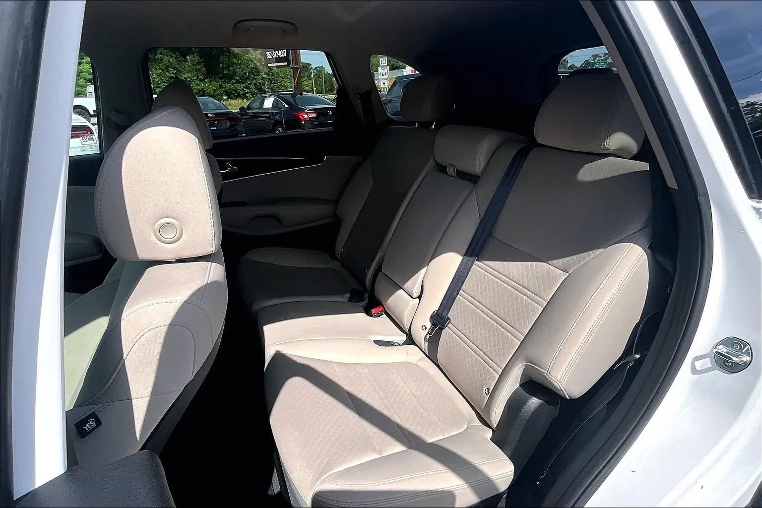 Used 2020 Kia Sorento LX FWD image 27