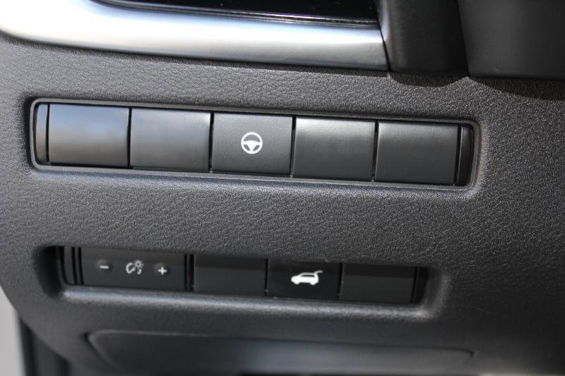 Used 2022 Nissan Rogue SL image 37