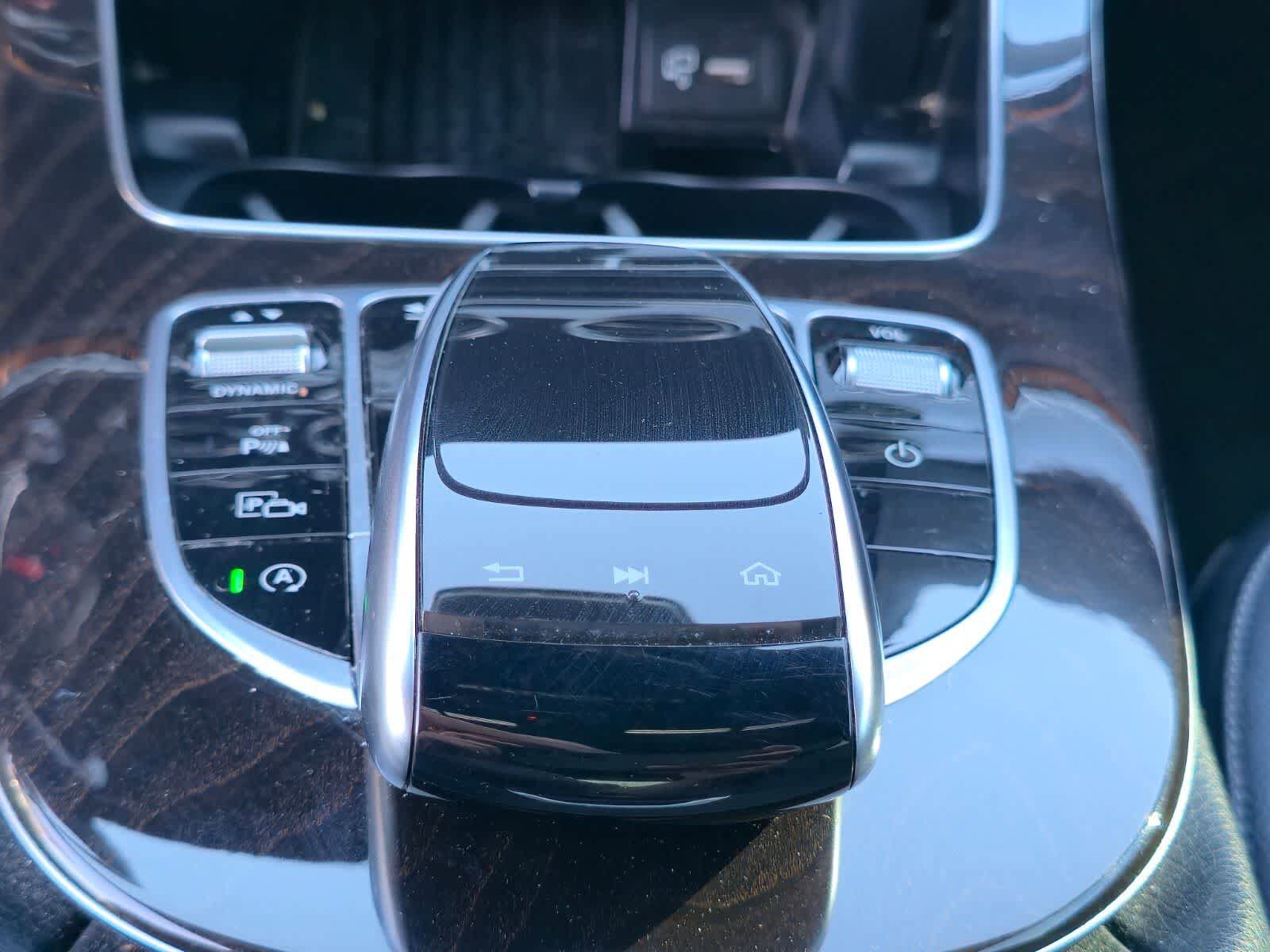 Used 2019 Mercedes-Benz E 300 4MATIC image 15