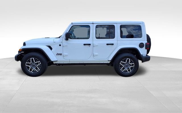 Used 2025 Jeep Wrangler Unlimited Sahara AWD/4WD image 5