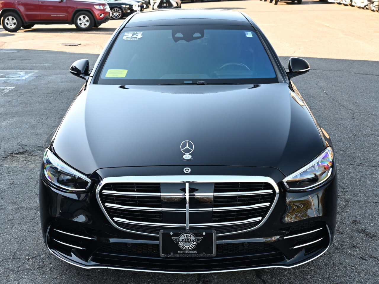 Used 2024 Mercedes-Benz S 580 4MATIC Sedan image 4