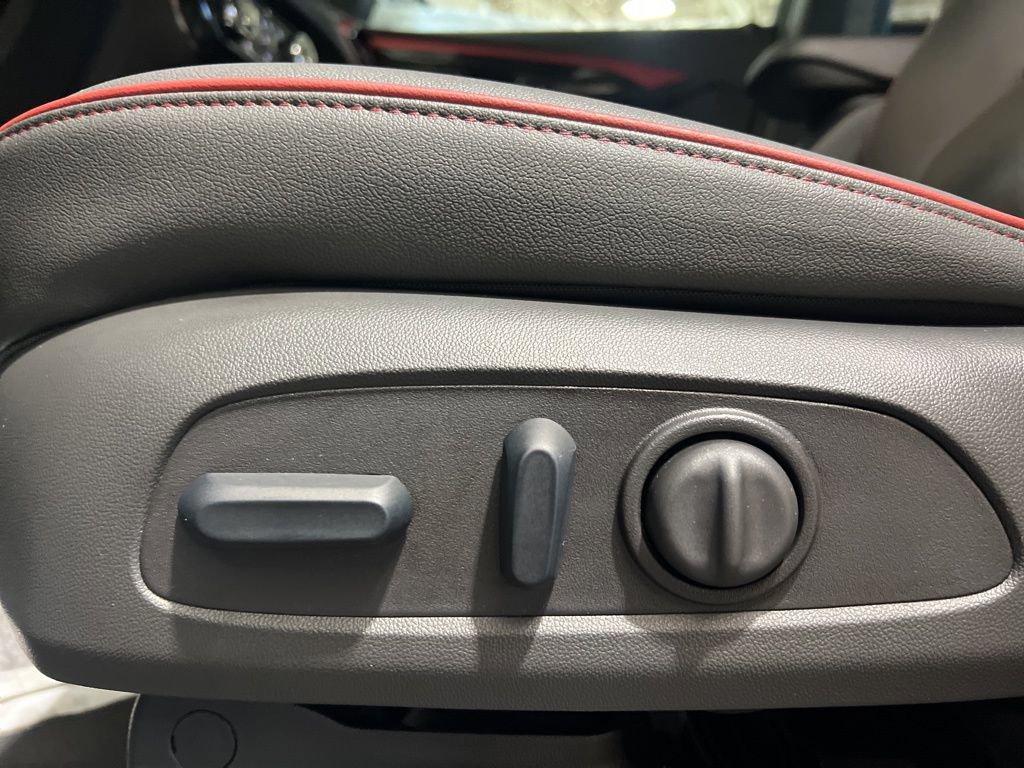 New 2026 Chevrolet TrailBlazer RS w/ Convenience Package image 9