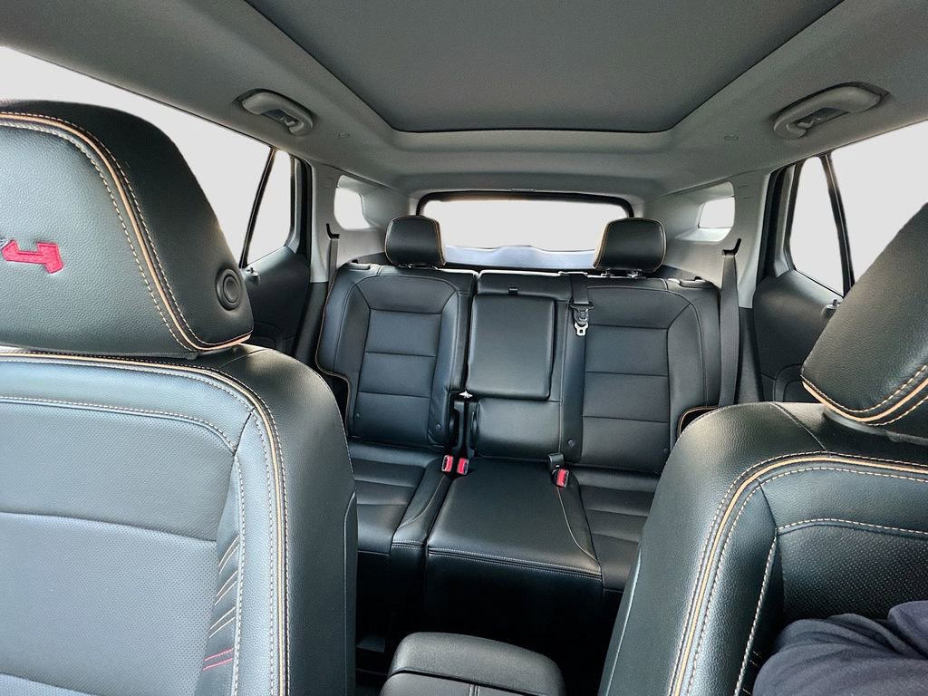 Used 2023 GMC Terrain AT4 w/ Infotainment Package II image 24