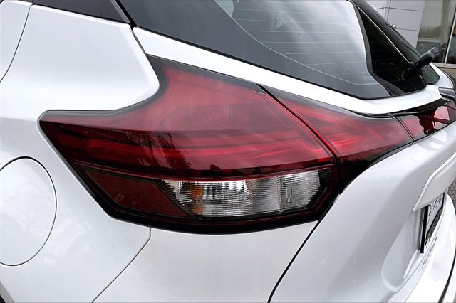 Certified 2024 Nissan Kicks S image 20