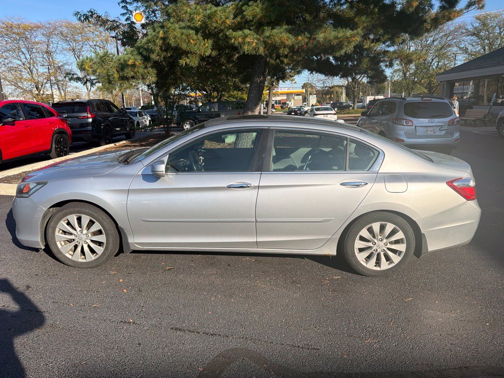 Used 2015 Honda Accord EX-L image 10