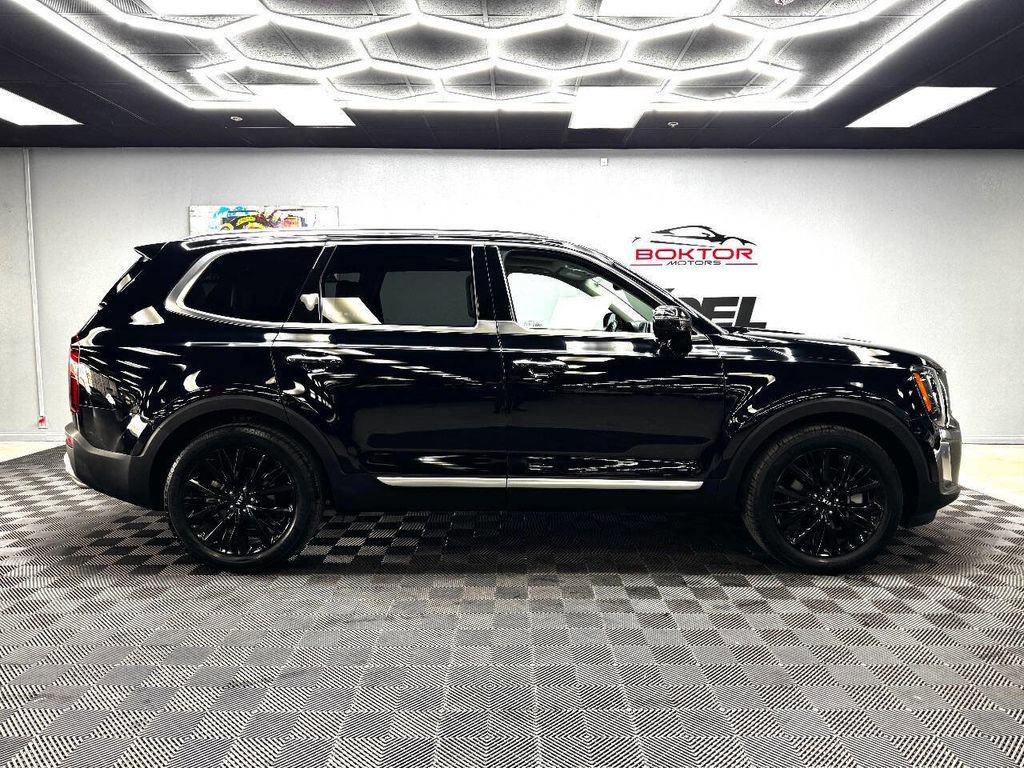 Used 2020 Kia Telluride SX image 16