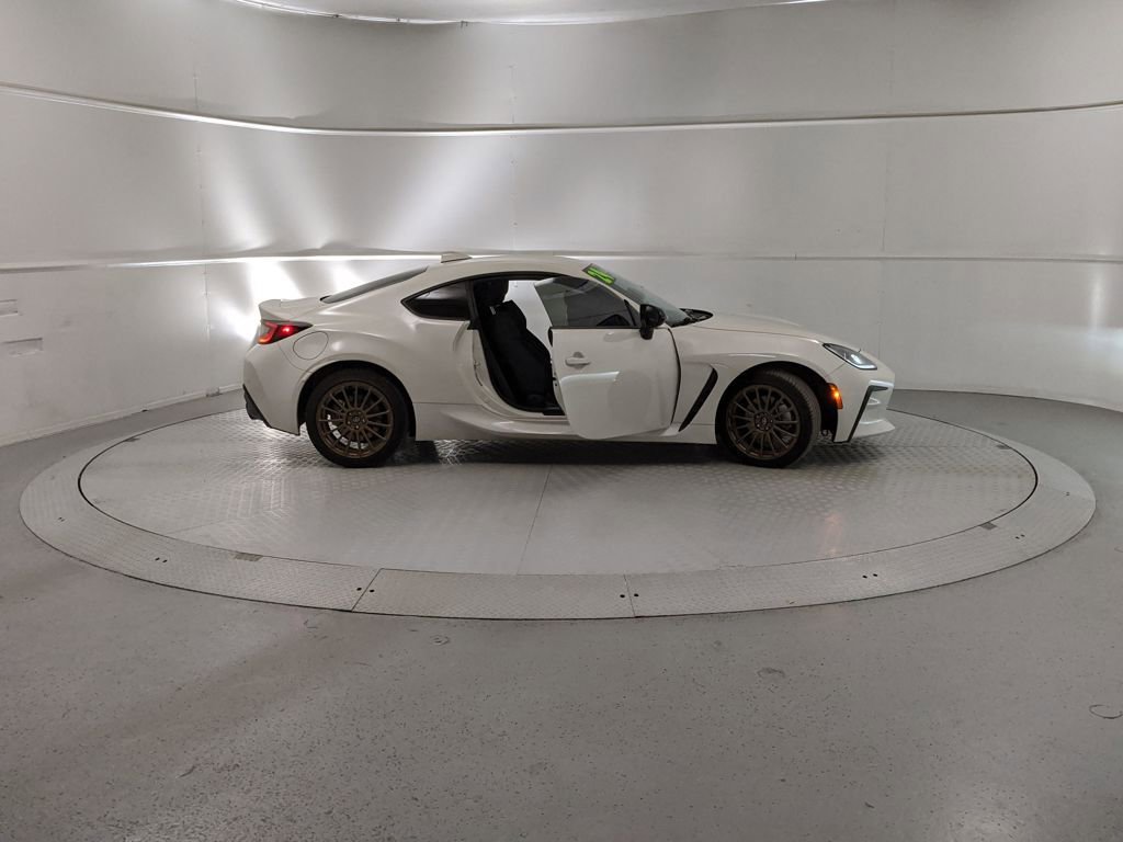 Used 2024 Toyota GR86 image 8