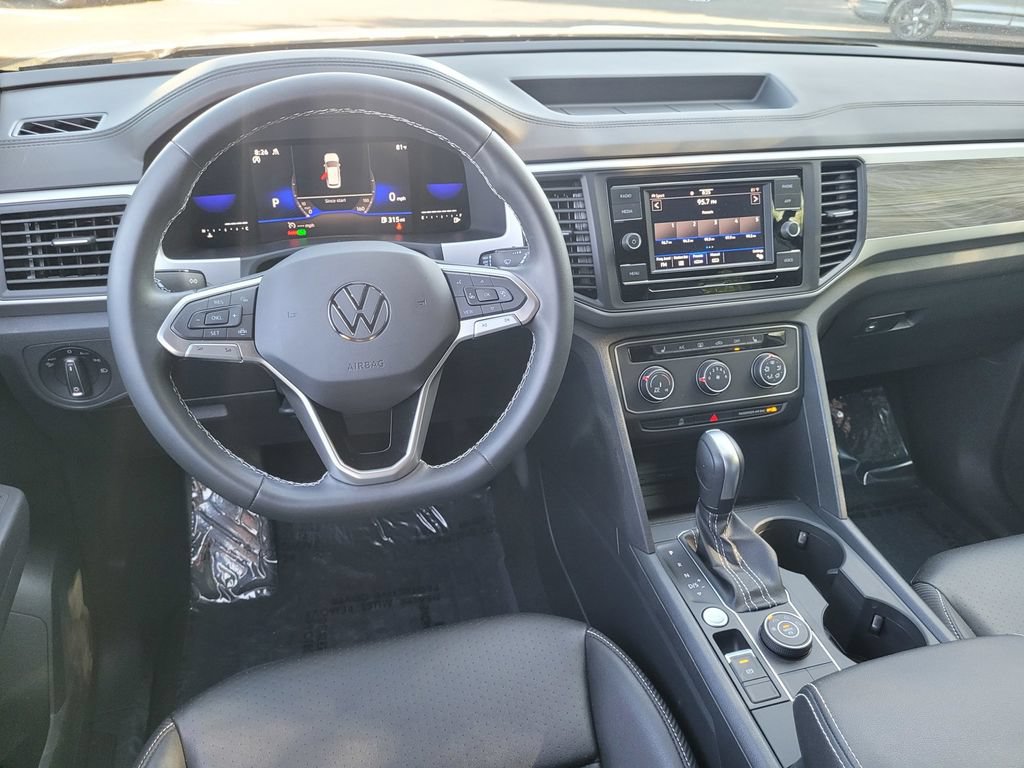 Used 2023 Volkswagen Atlas Cross Sport SE AWD/4WD image 19
