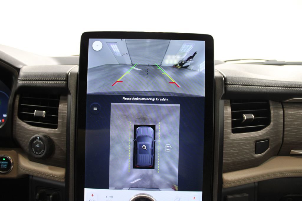 Used 2023 Ford Expedition Limited image 38