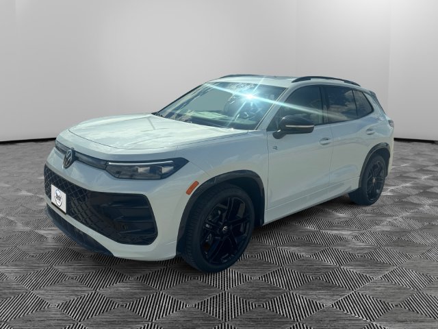 New 2026 Volkswagen Tiguan SE R-Line