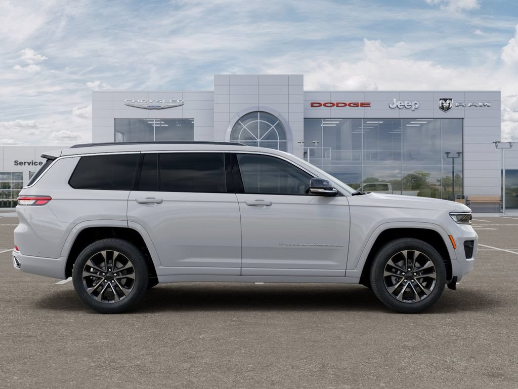 New 2025 Jeep Grand Cherokee L Overland w/ Advanced Protech Group III AWD/4WD image 22