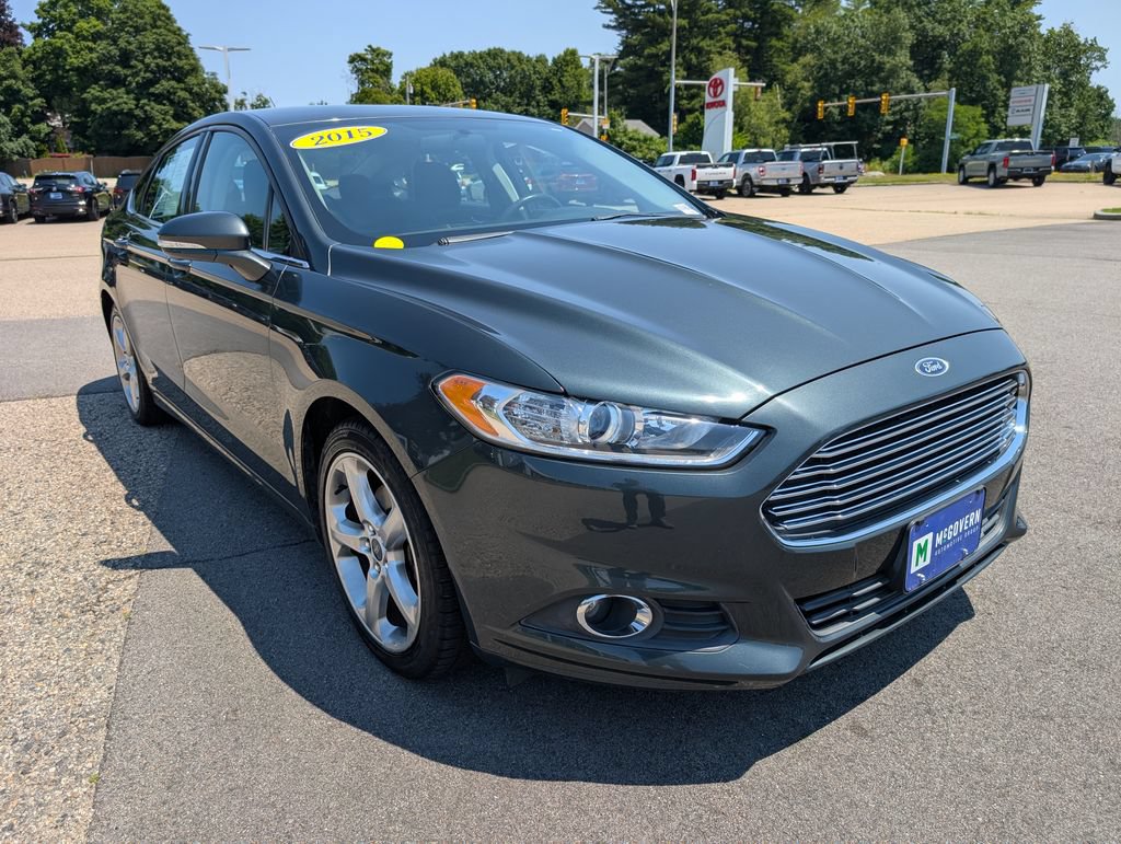 Used 2015 Ford Fusion SE w/ Equipment Group 201A FWD image 7