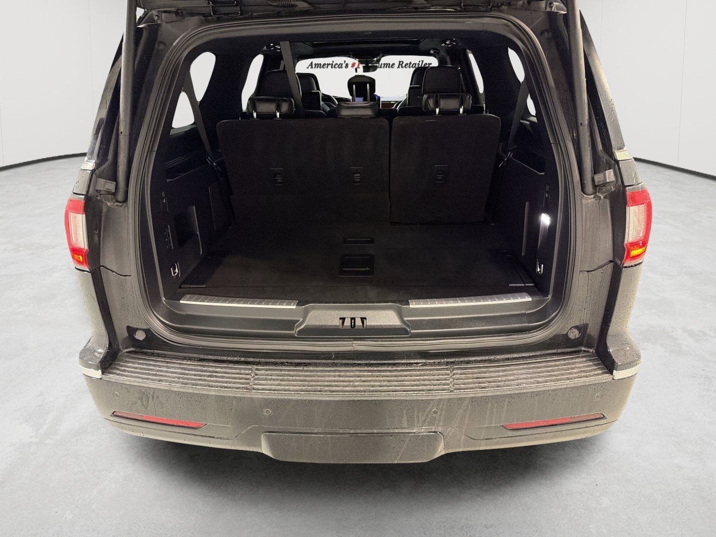 Used 2018 Lincoln Navigator L Reserve w/ Technology Package AWD/4WD image 29