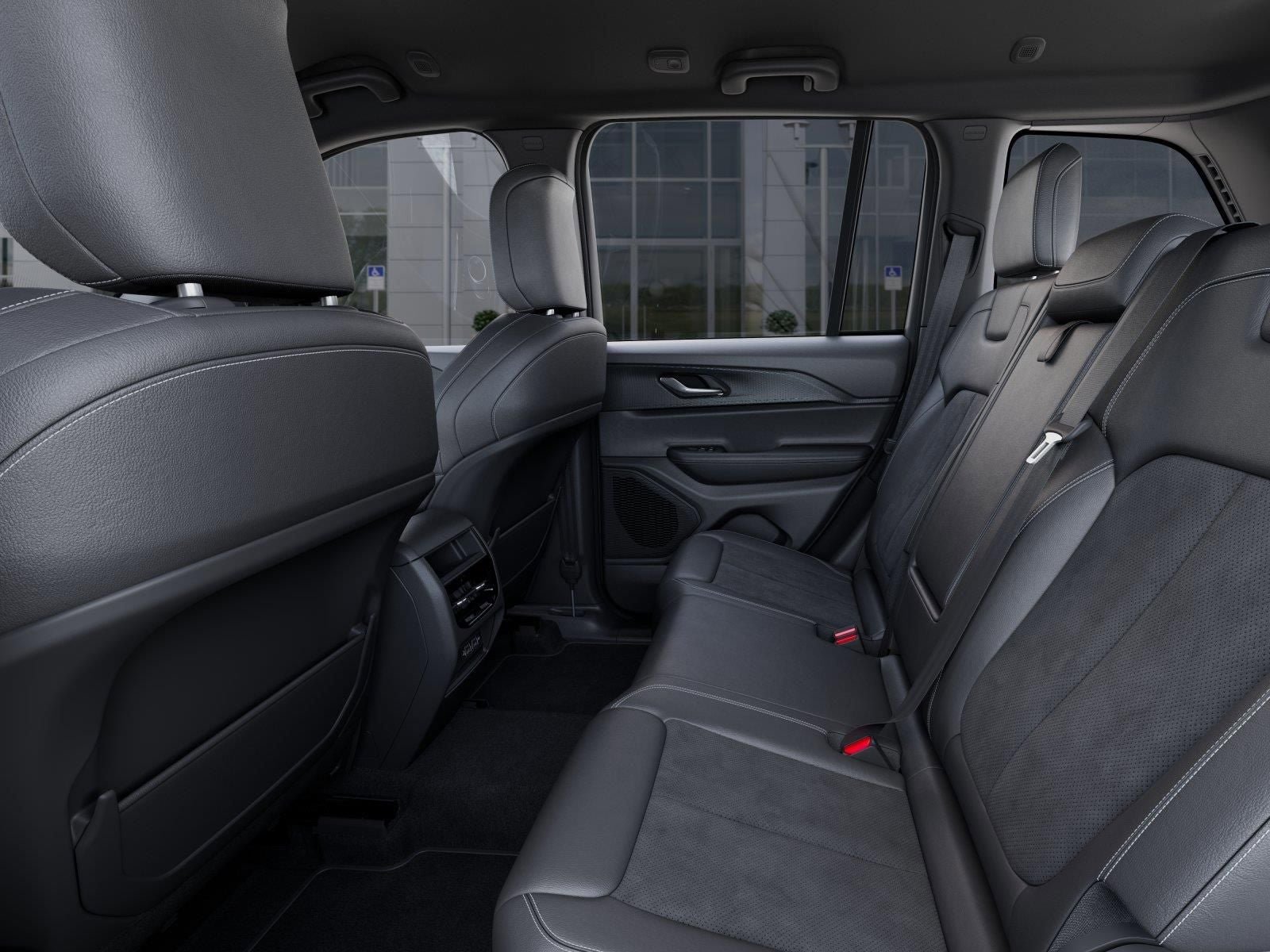 New 2025 Jeep Grand Cherokee Altitude AWD/4WD image 23