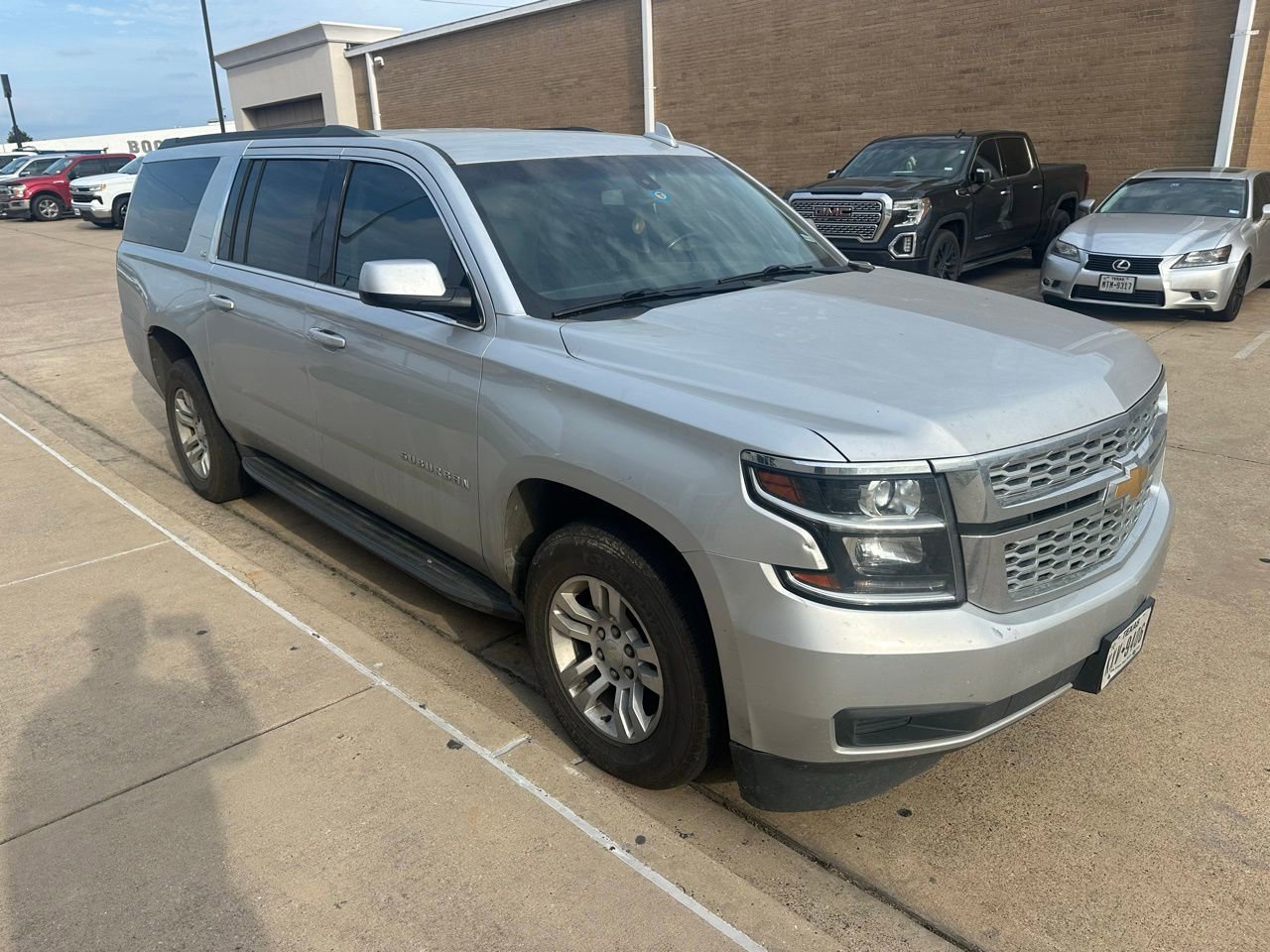 Used 2016 Chevrolet Suburban LS w/ Max Trailering Package RWD image 5