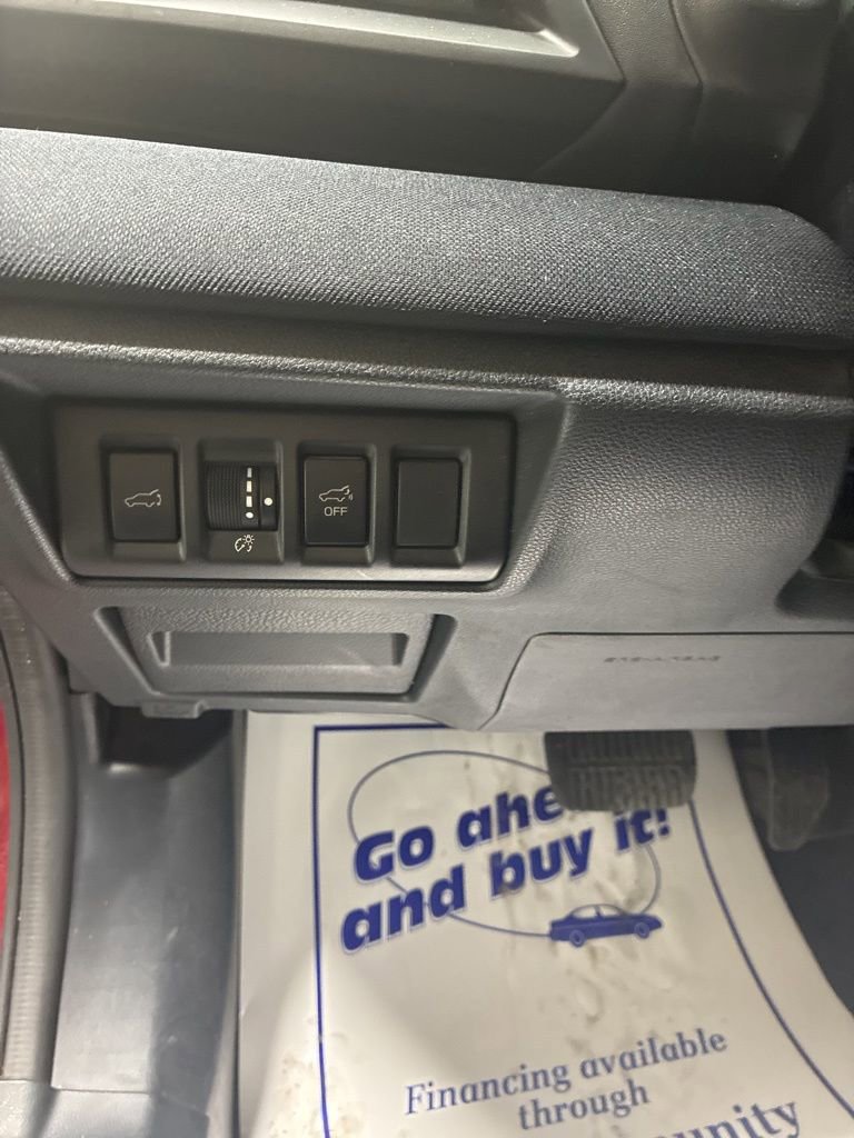 Used 2025 Subaru Outback Premium image 14