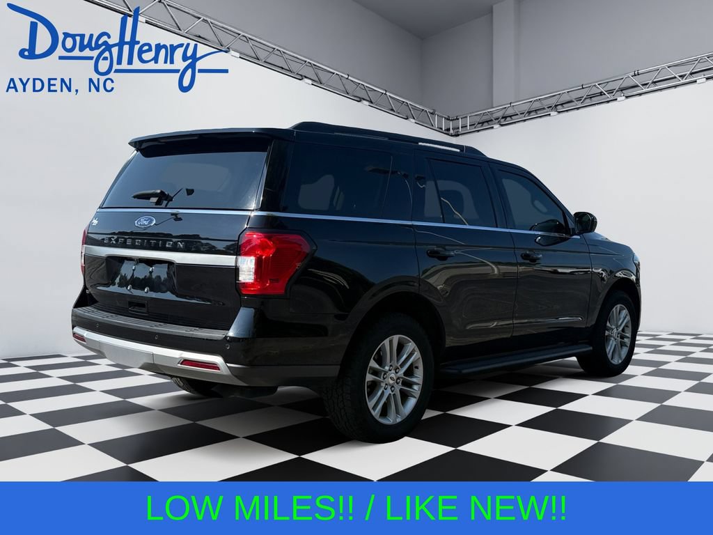 Used 2024 Ford Expedition XLT AWD/4WD image 5