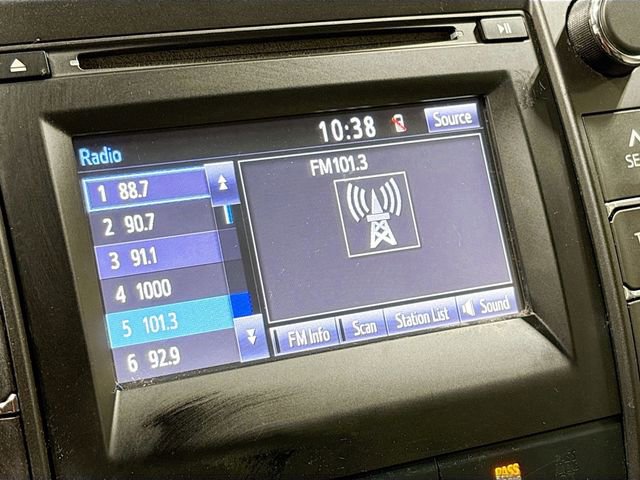 Used 2017 Toyota Camry LE FWD image 8