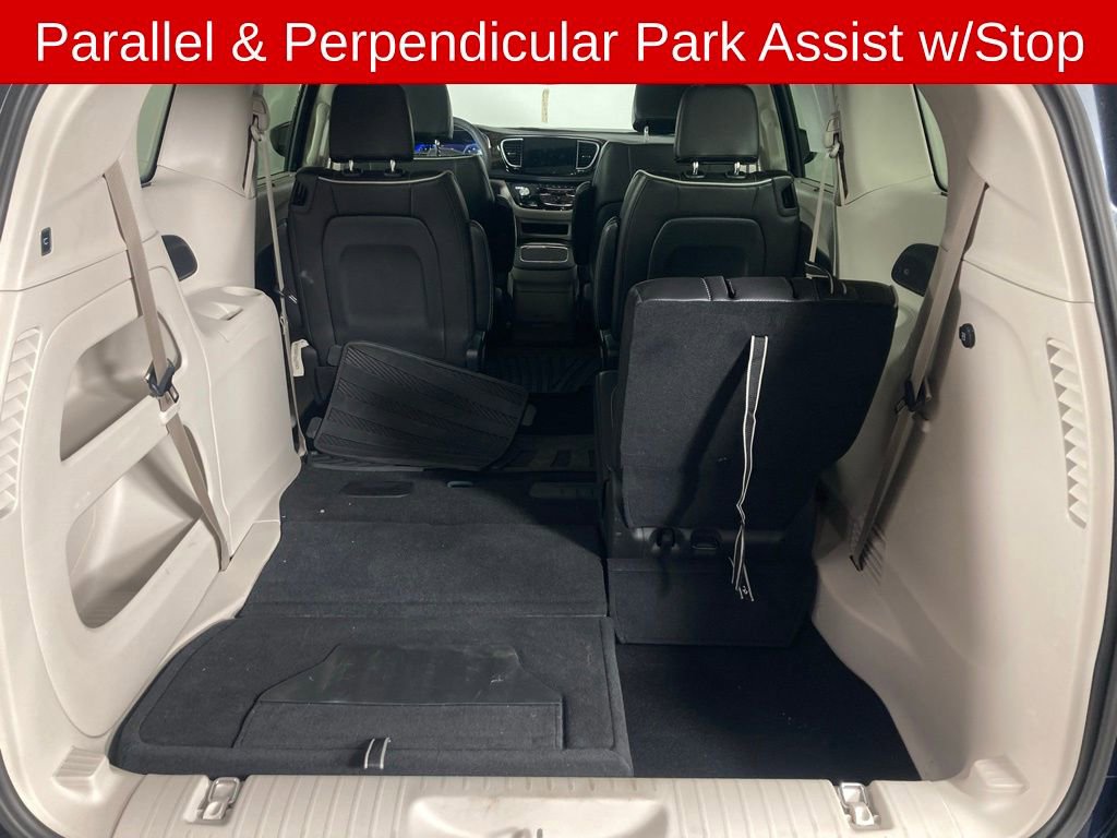 Used 2024 Chrysler Pacifica Limited image 22